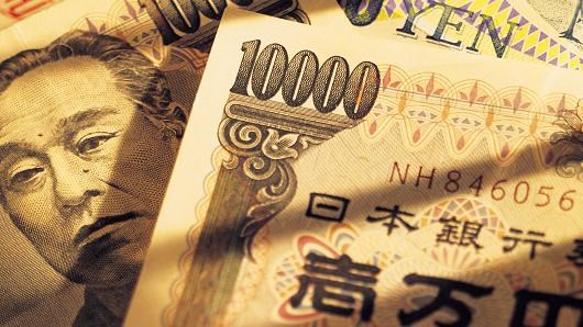 特朗普称要让日本知道贸易谈判事关重大 美元/日元短线跌逾40点